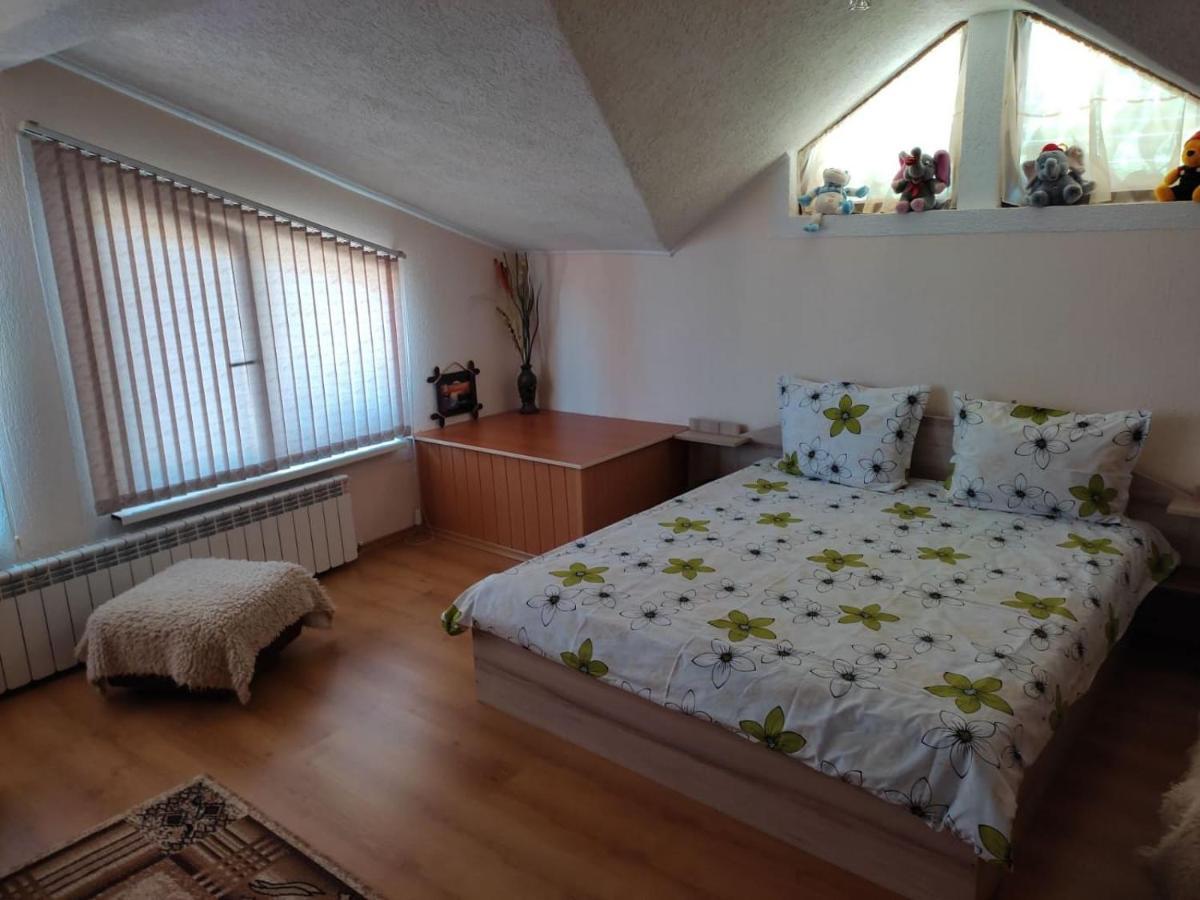 Къща За Гости Орфей Smolyan Luaran gambar