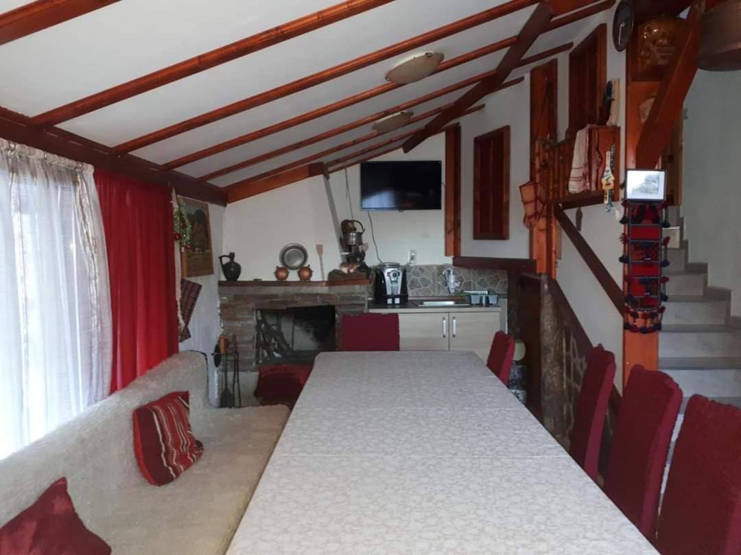 Къща За Гости Орфей Smolyan Luaran gambar